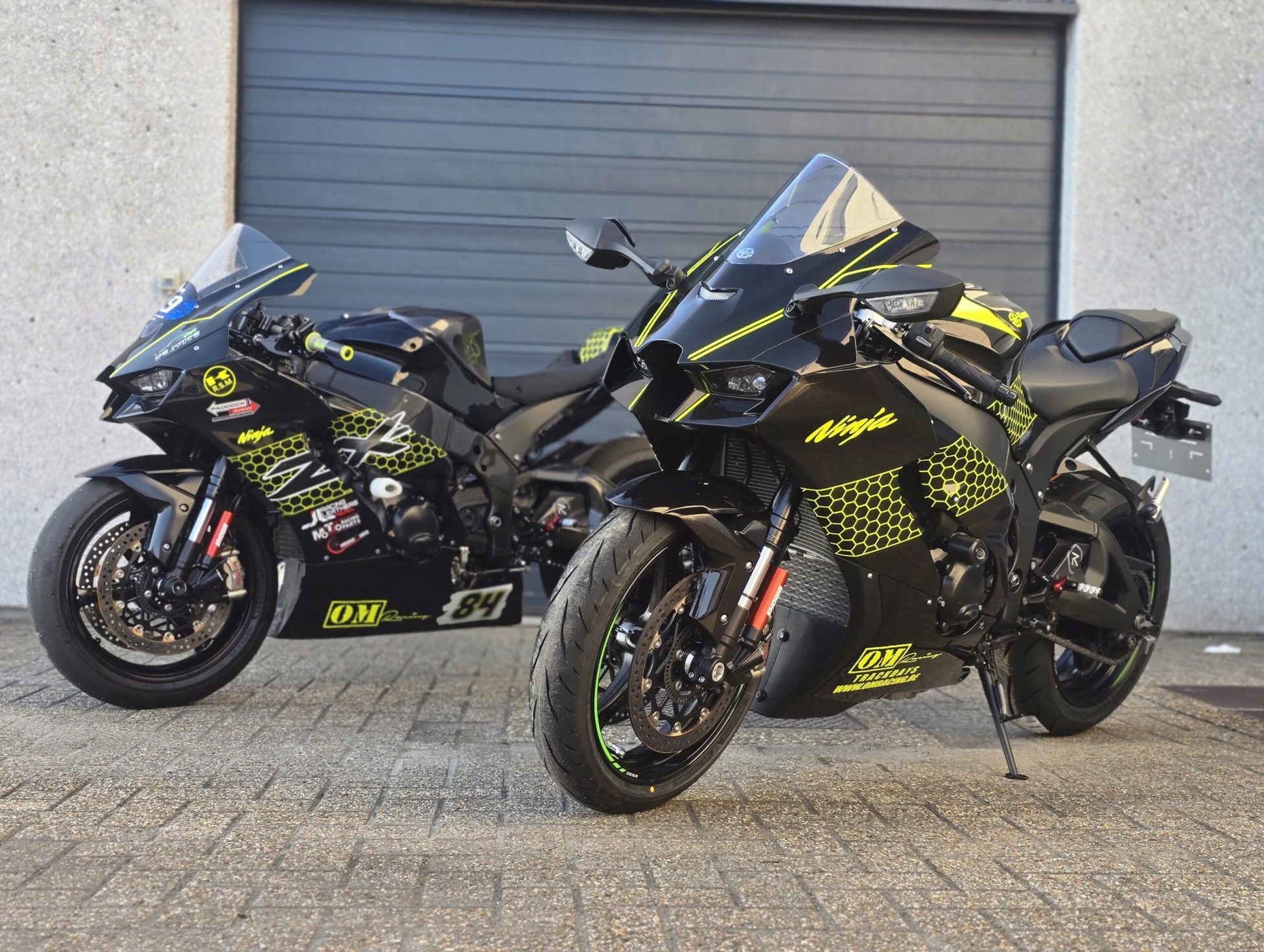 MOTO COVERING DESIGN